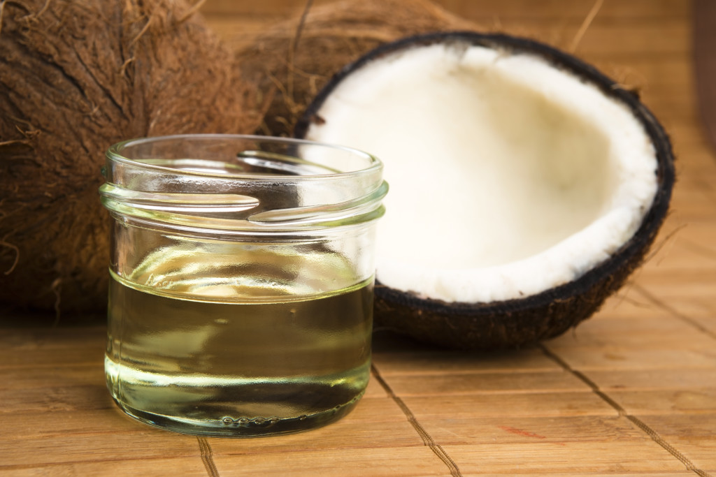 Model's Secret: Shrink Your Waistline with Coconut Oil